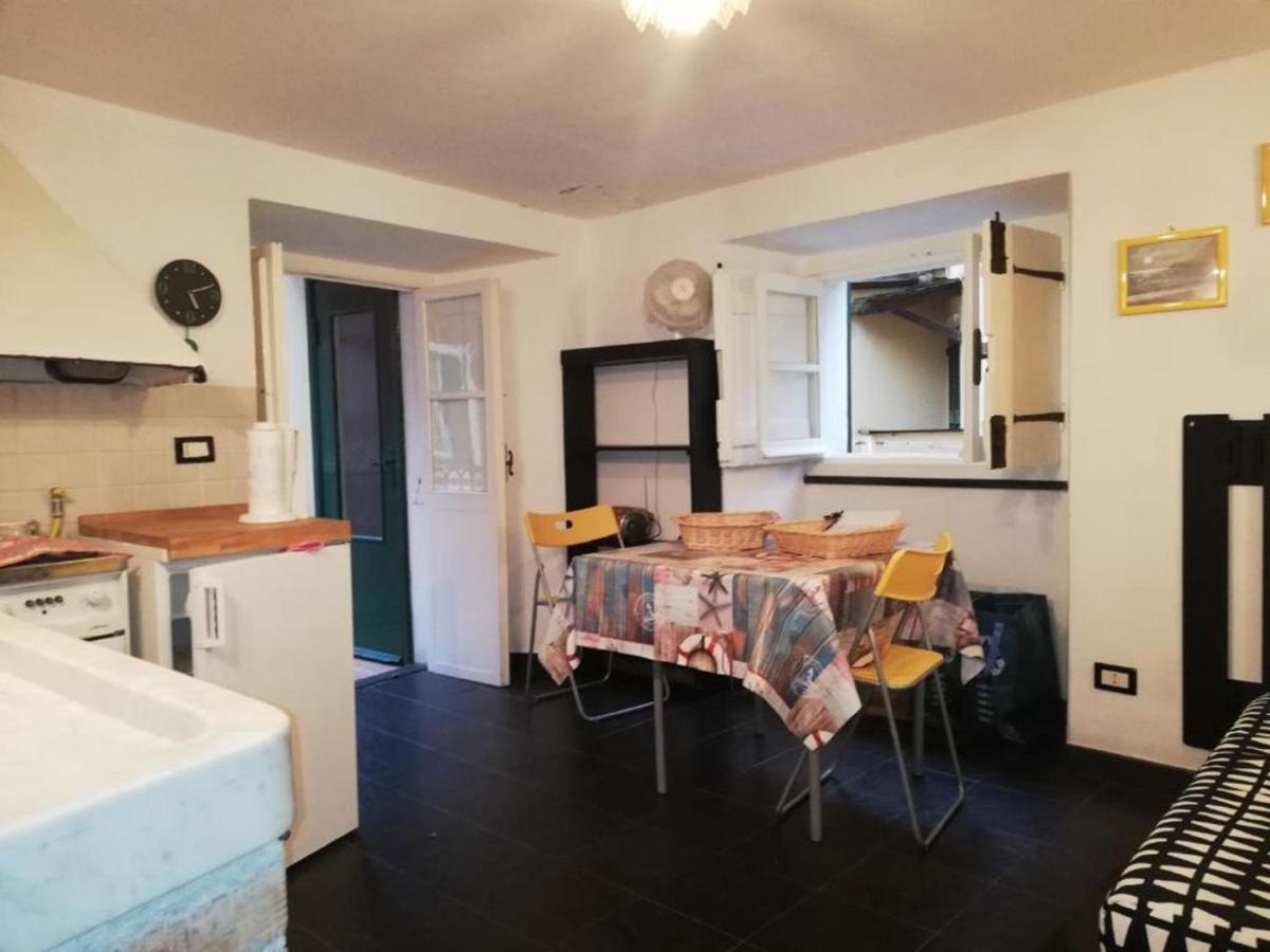 Apartament Bilocale Centro Storico - Via Sant' Erasmo Bonassola Zewnętrze zdjęcie